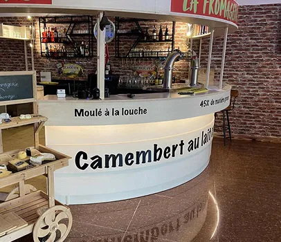 Salle du restaurant La Fromagerie